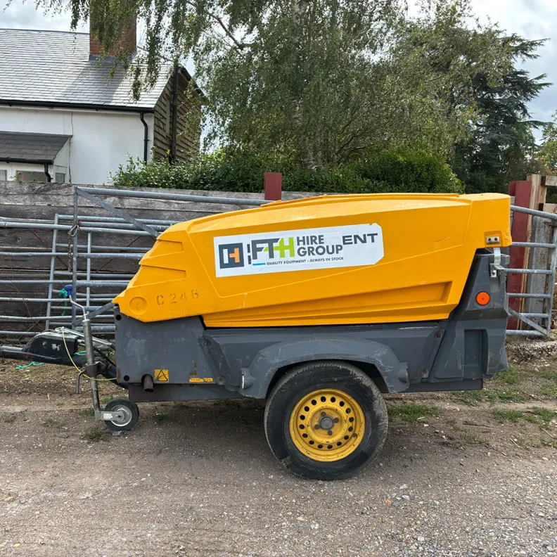 Atlas Copco XAS47 Twin Tool Compressor 2009